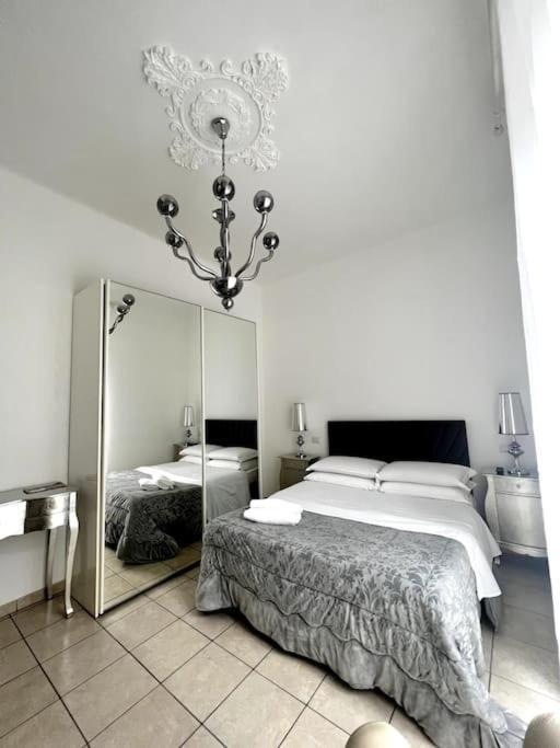 Hotel Virginia Apartaments - Stazione Termini Rom Exteriör bild