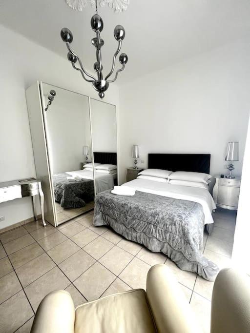 Hotel Virginia Apartaments - Stazione Termini Rom Exteriör bild