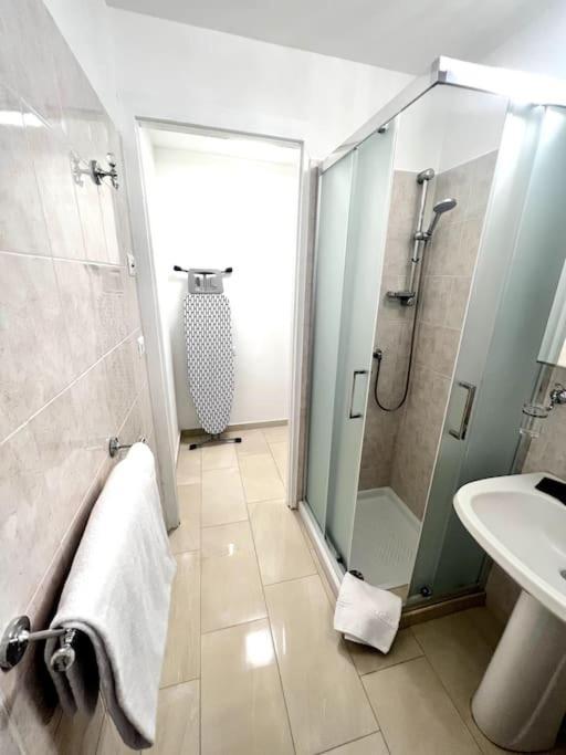 Hotel Virginia Apartaments - Stazione Termini Rom Exteriör bild